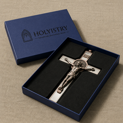 ✝️ Crocifisso con Medaglia di San Benedetto – Edizione Artigianale Holyistry